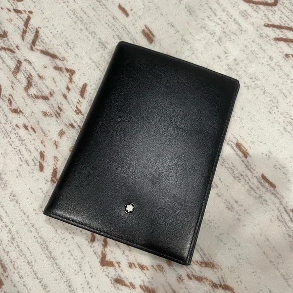 Montblanc Classic Black Leather Passport Holder - Picture 1 of 5